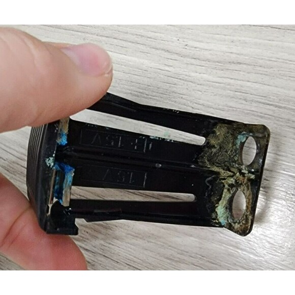 Nikon SS-15 Camera Flash w/Case included - Picture 7 of 10